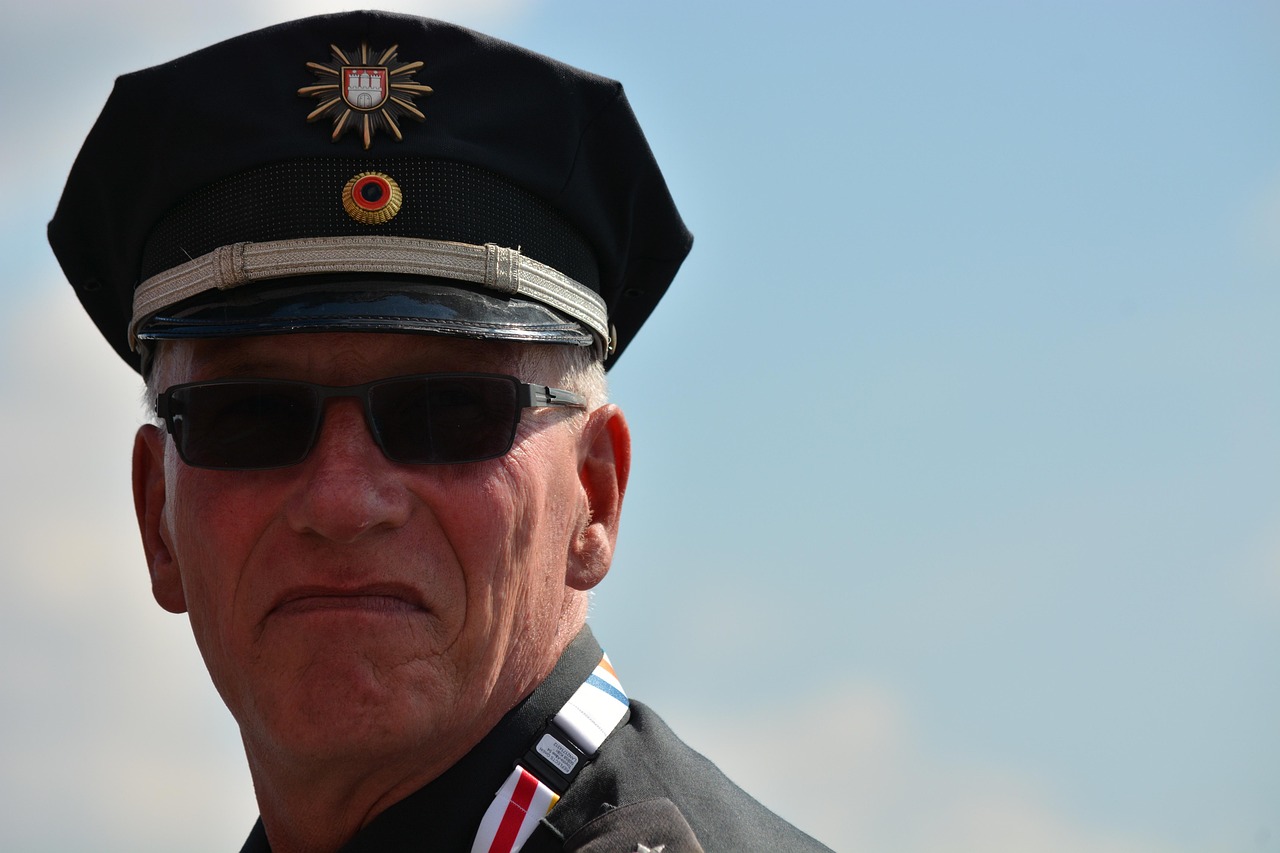 造梦无双辅助- 韩服手游拳头账号注册教程