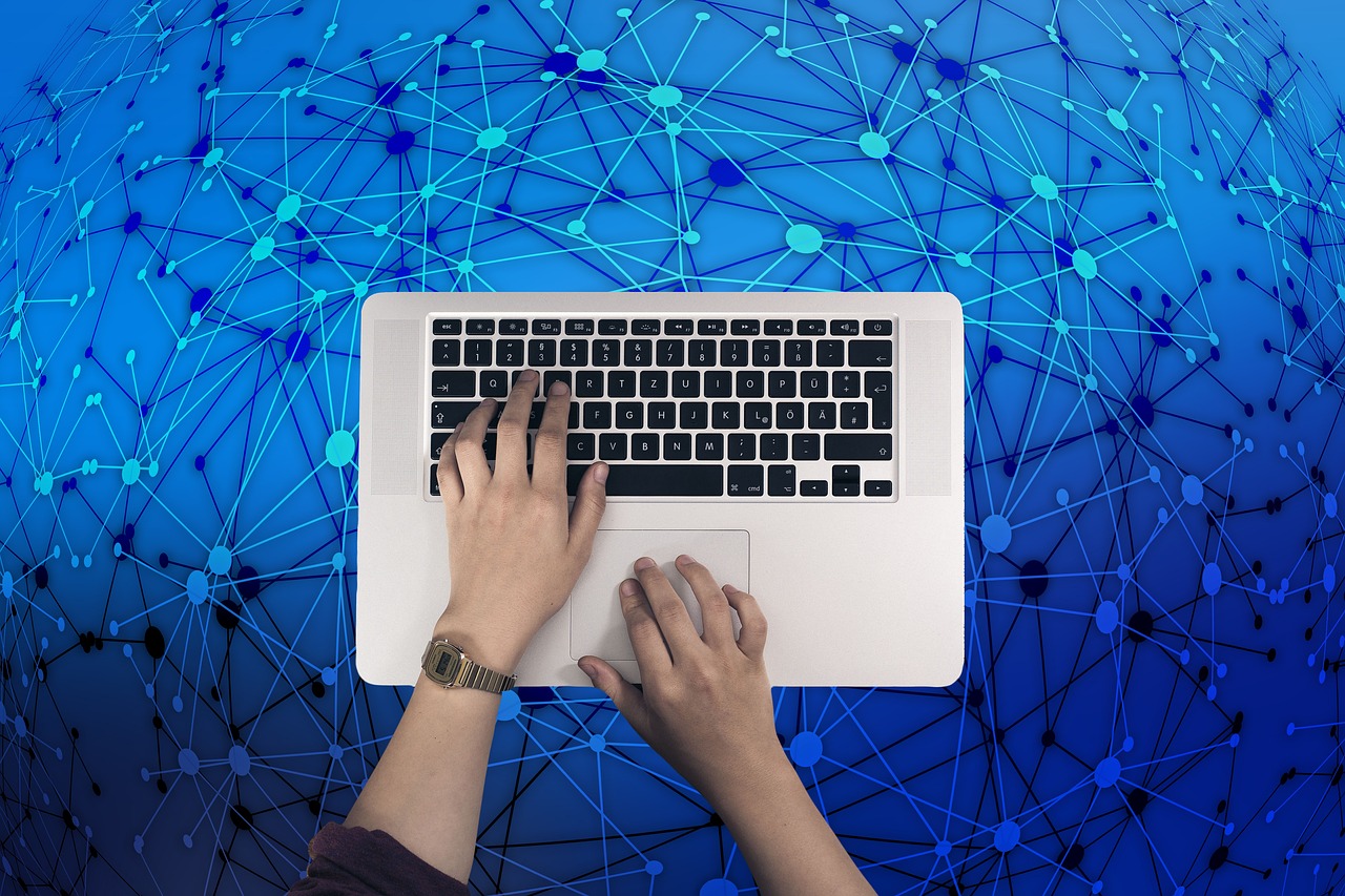 又拍云实名账号:巨弘注册代理注册