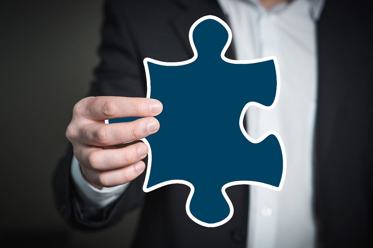 铁盒云斯顿蓝莓爆珠：网上教辅购买平台